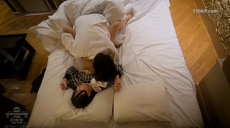 (2)在当偶像时禁止恋爱，所以…以此为借口，忍不住自己扭腰的变态妹子 FC2PPV-4666220